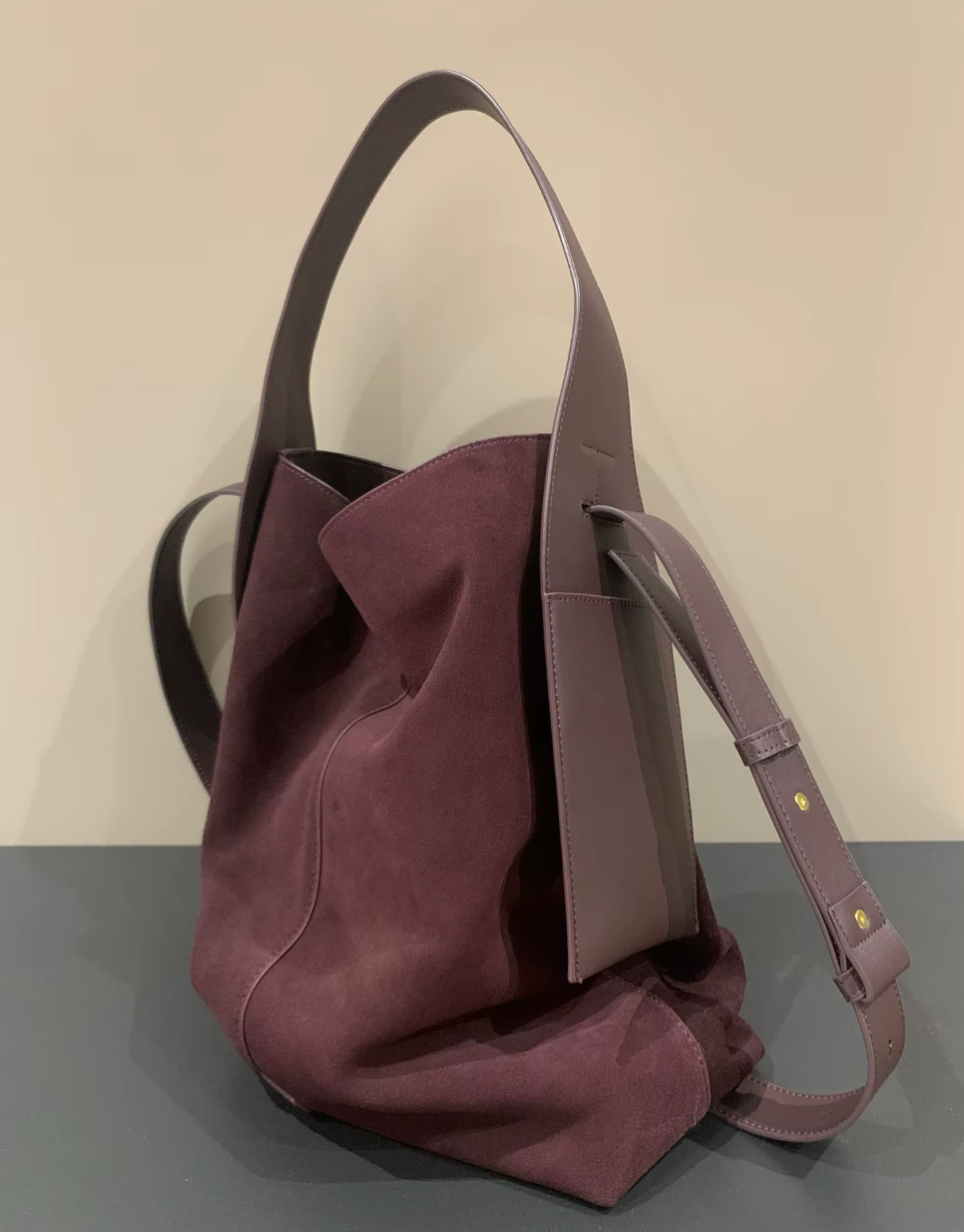 Luxurious Handmade Leather Bag. Your Perfect Everyday Bag