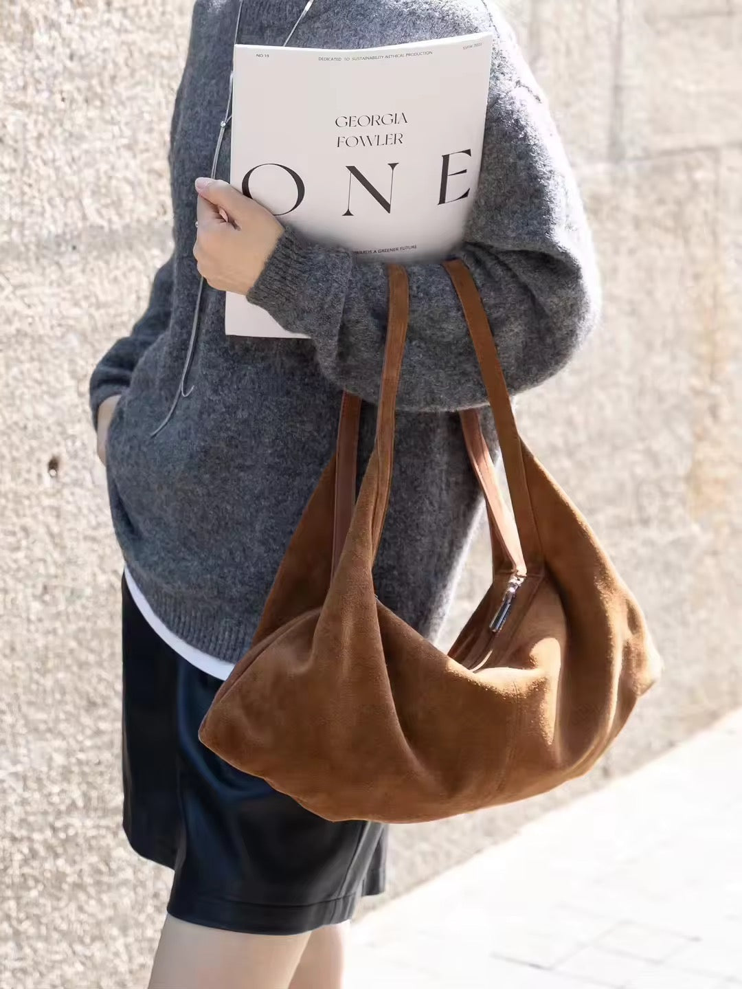 Luxurious leather bag: style and durability. Timeless natural beauty: your new favorite bag