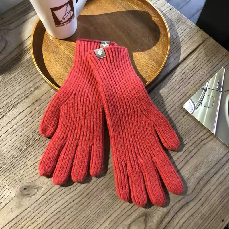 Women's knitted gloves. Soft cashmere gloves. Touchscreen-friendly gloves