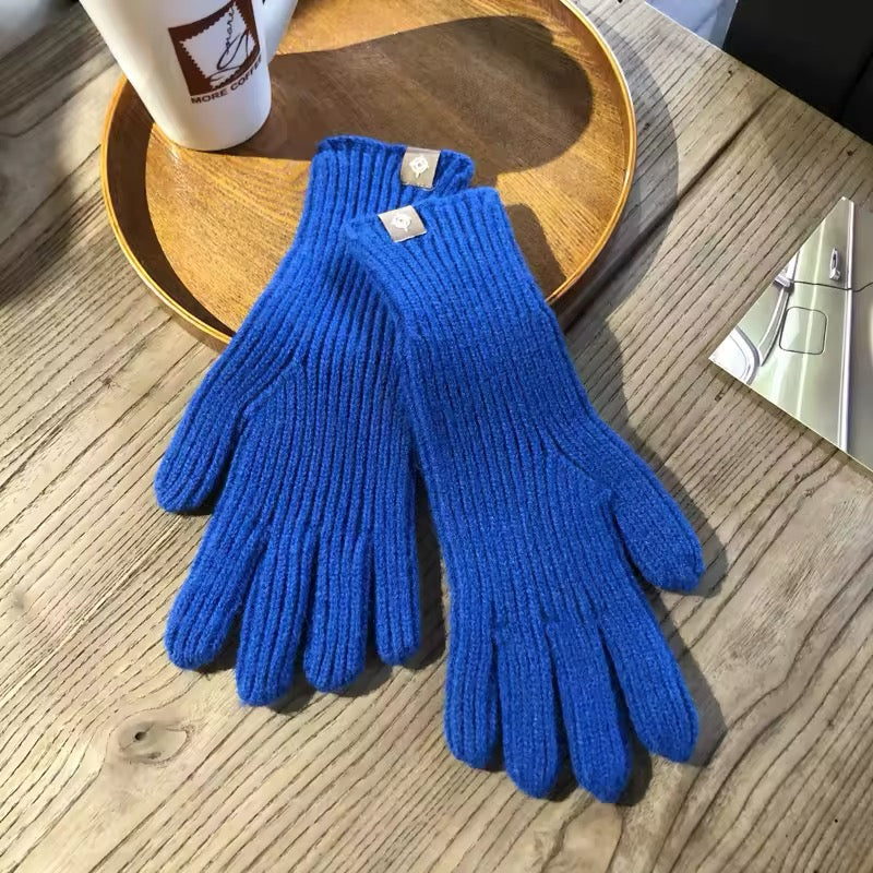 Women's knitted gloves. Soft cashmere gloves. Touchscreen-friendly gloves