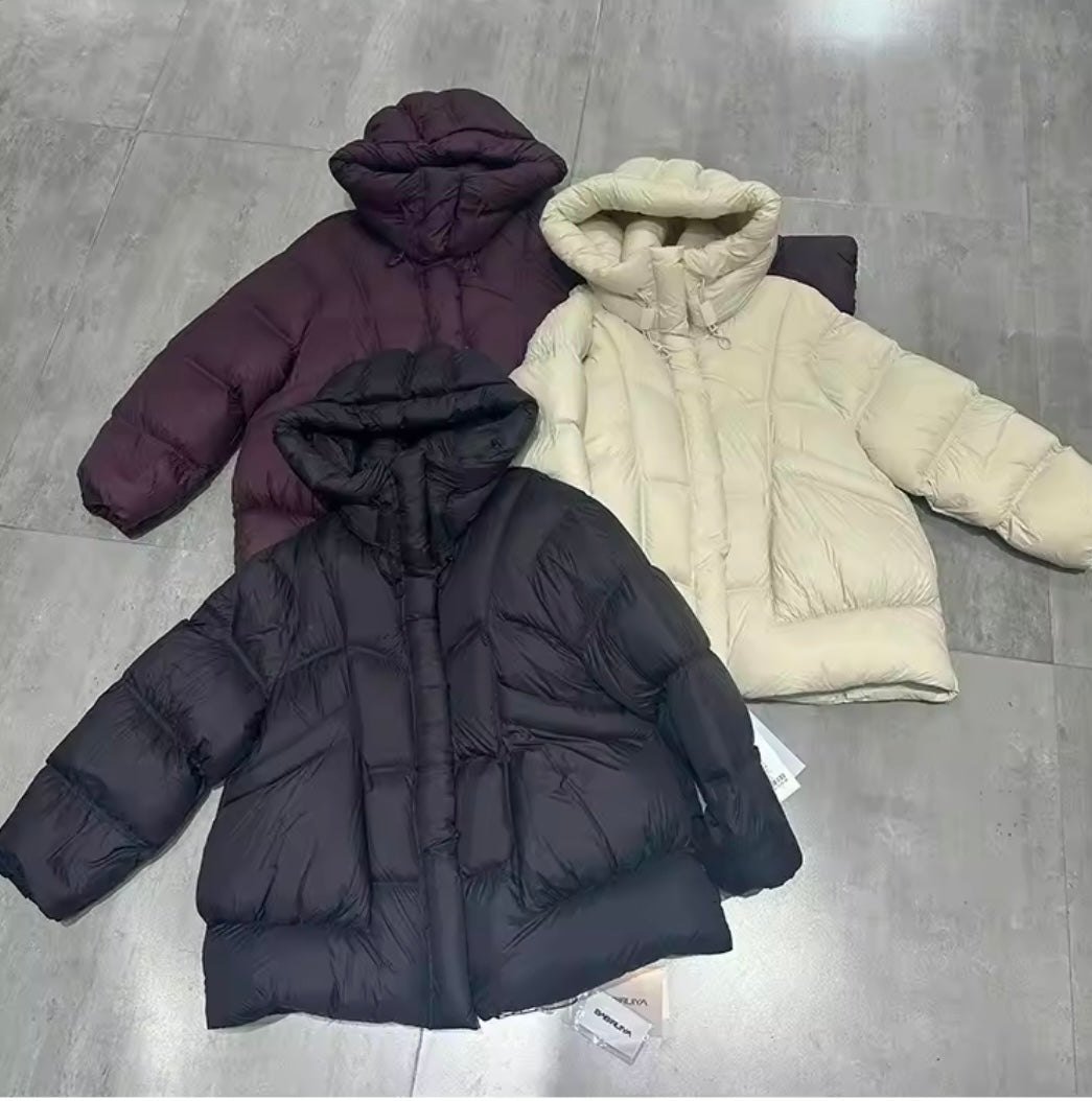 Women's Burgundy Down Jacket: Warm, Stylish, and Sustainable