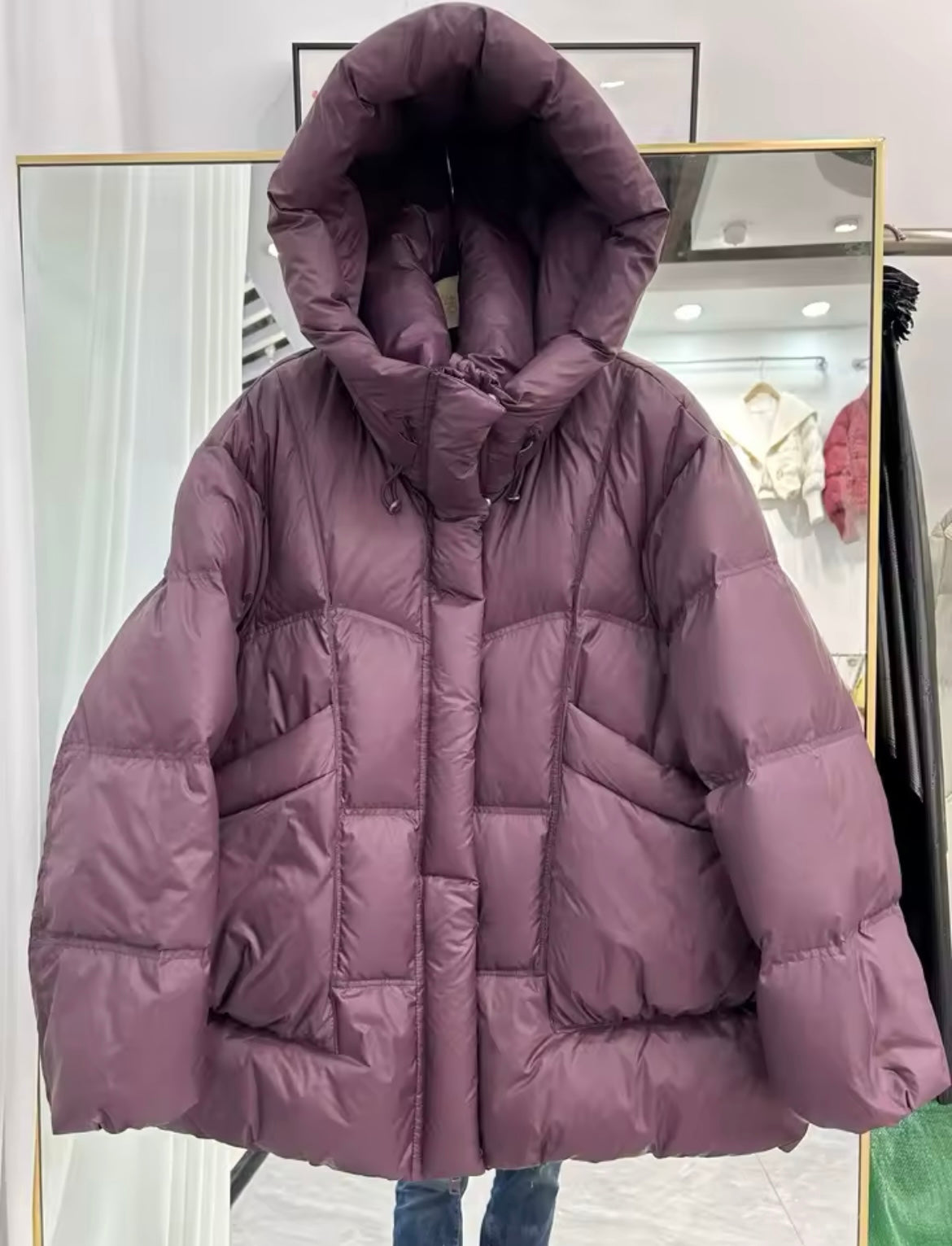 Women's Burgundy Down Jacket: Warm, Stylish, and Sustainable