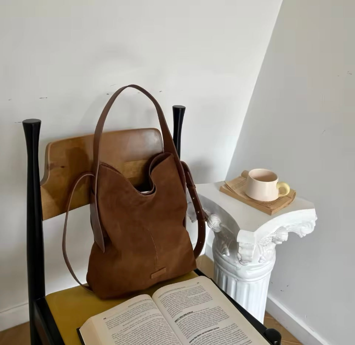 Luxurious Handmade Leather Bag. Your Perfect Everyday Bag