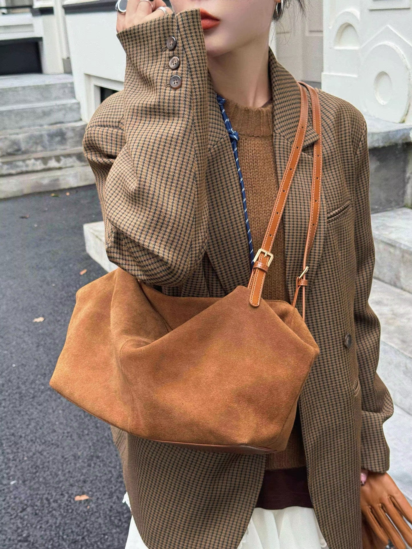 Handmade Leather Tote Bag with a Spacious Interior and Adjustable Shoulder Strap