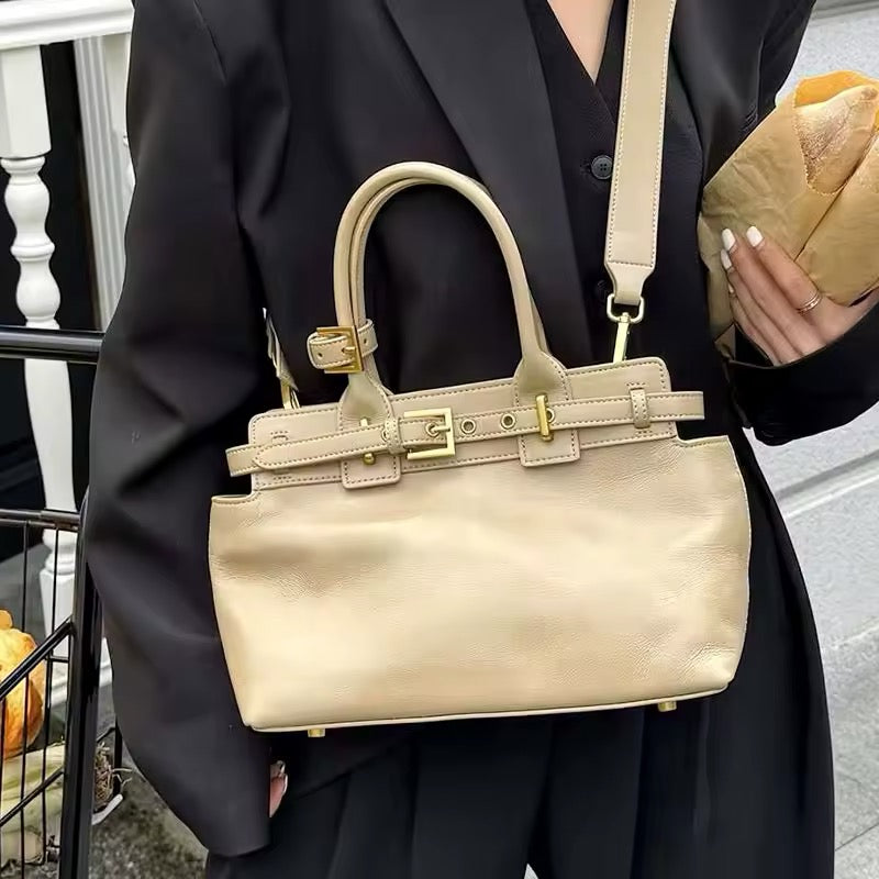 Vintage Charm: Handmade Women's Retro Suede Bag