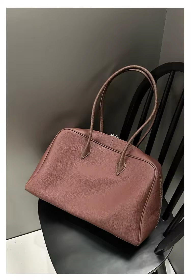 Handmade Leather tote bag: Unique and Sustainable. Genuine Leather Bag