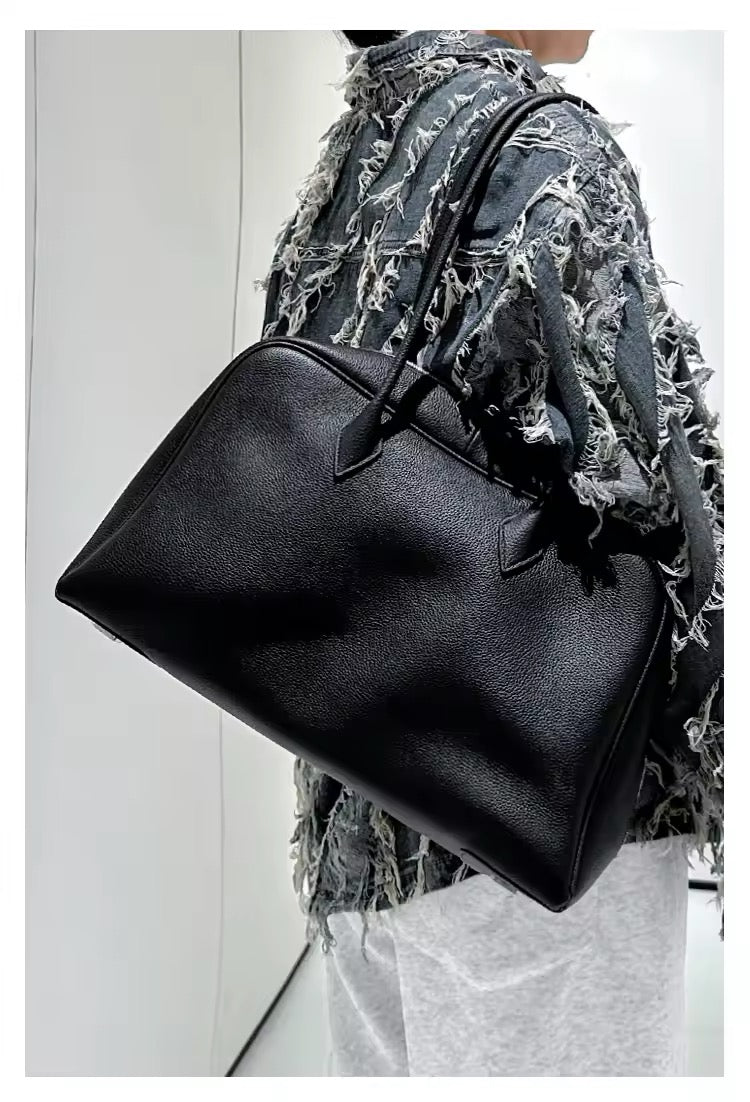 Handmade Leather tote bag: Unique and Sustainable. Genuine Leather Bag