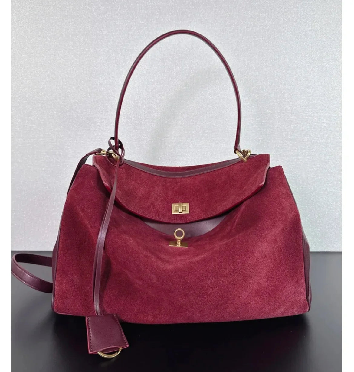 Chic Handmade Suede Bag – Elevate Your Style