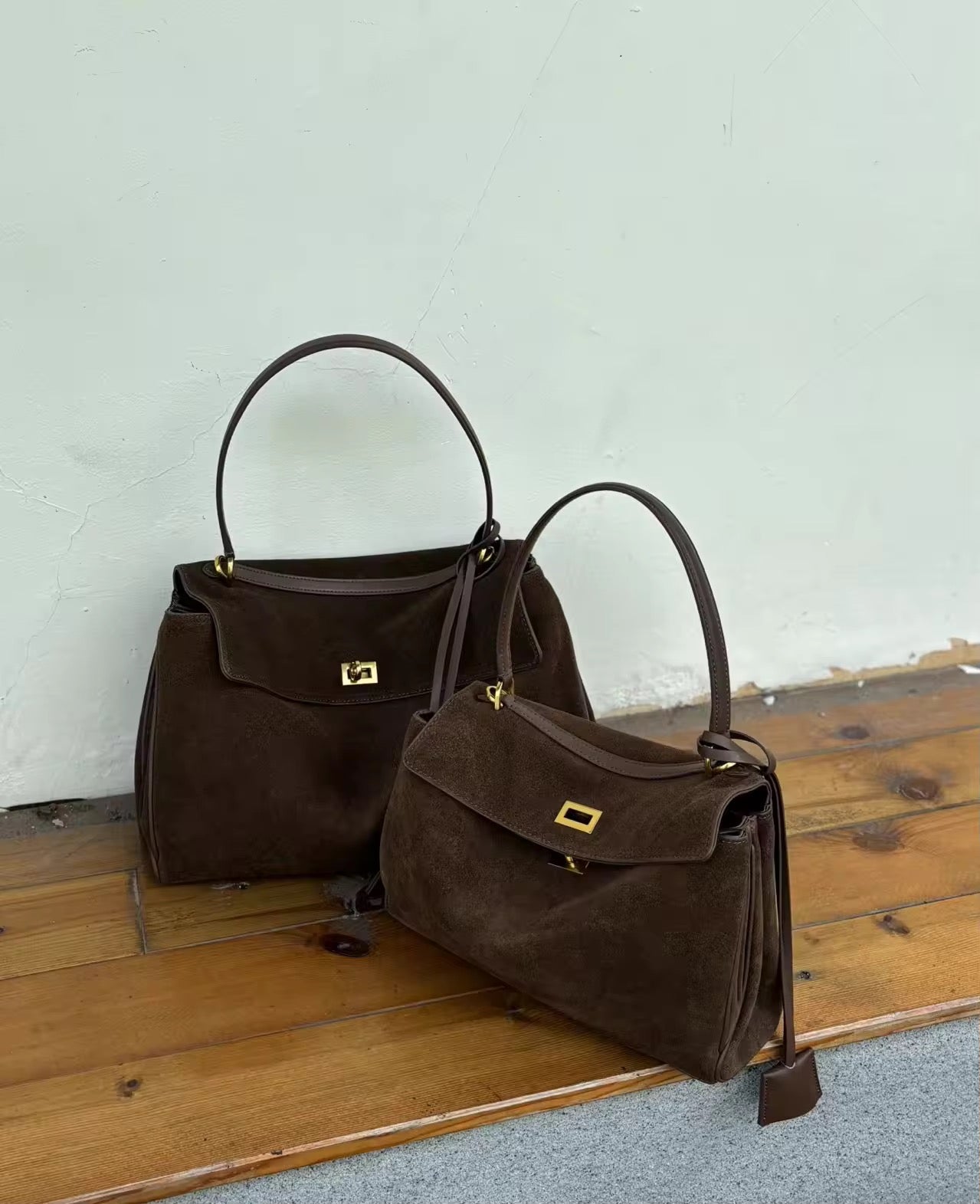 Handmade Genuine Leather Women's Handbag – This Year's Must-Have Trend