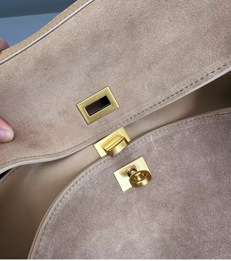 Chic Handmade Suede Bag – Elevate Your Style