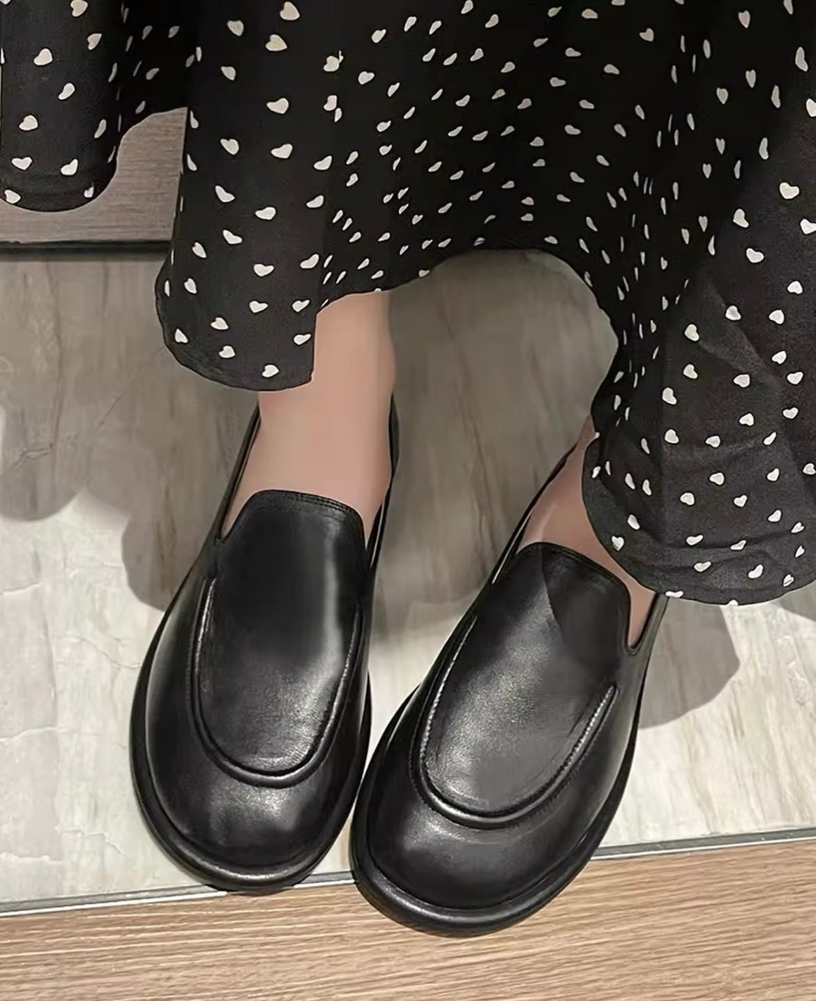 Timeless Elegance: Women's Handmade Genuine Leather Loafers