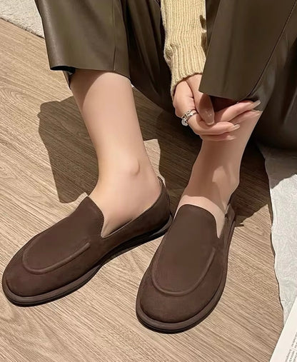 Timeless Elegance: Women's Handmade Genuine Leather Loafers