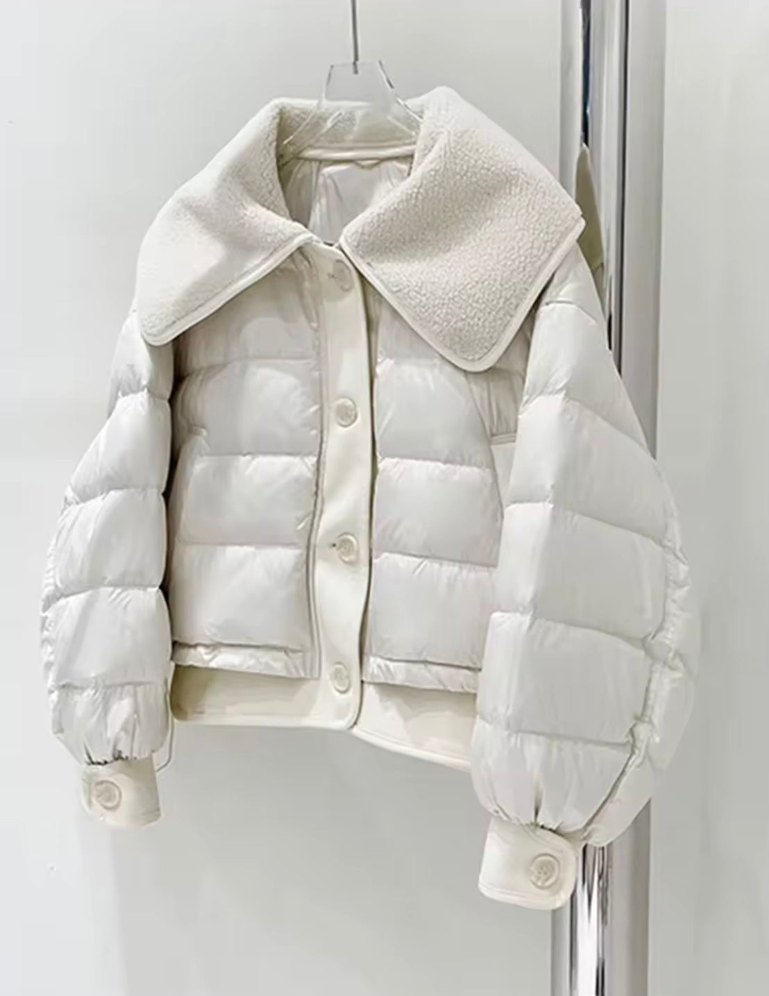 Women's Winter Duck Down Jacket with Luxurious Sheepskin Collar