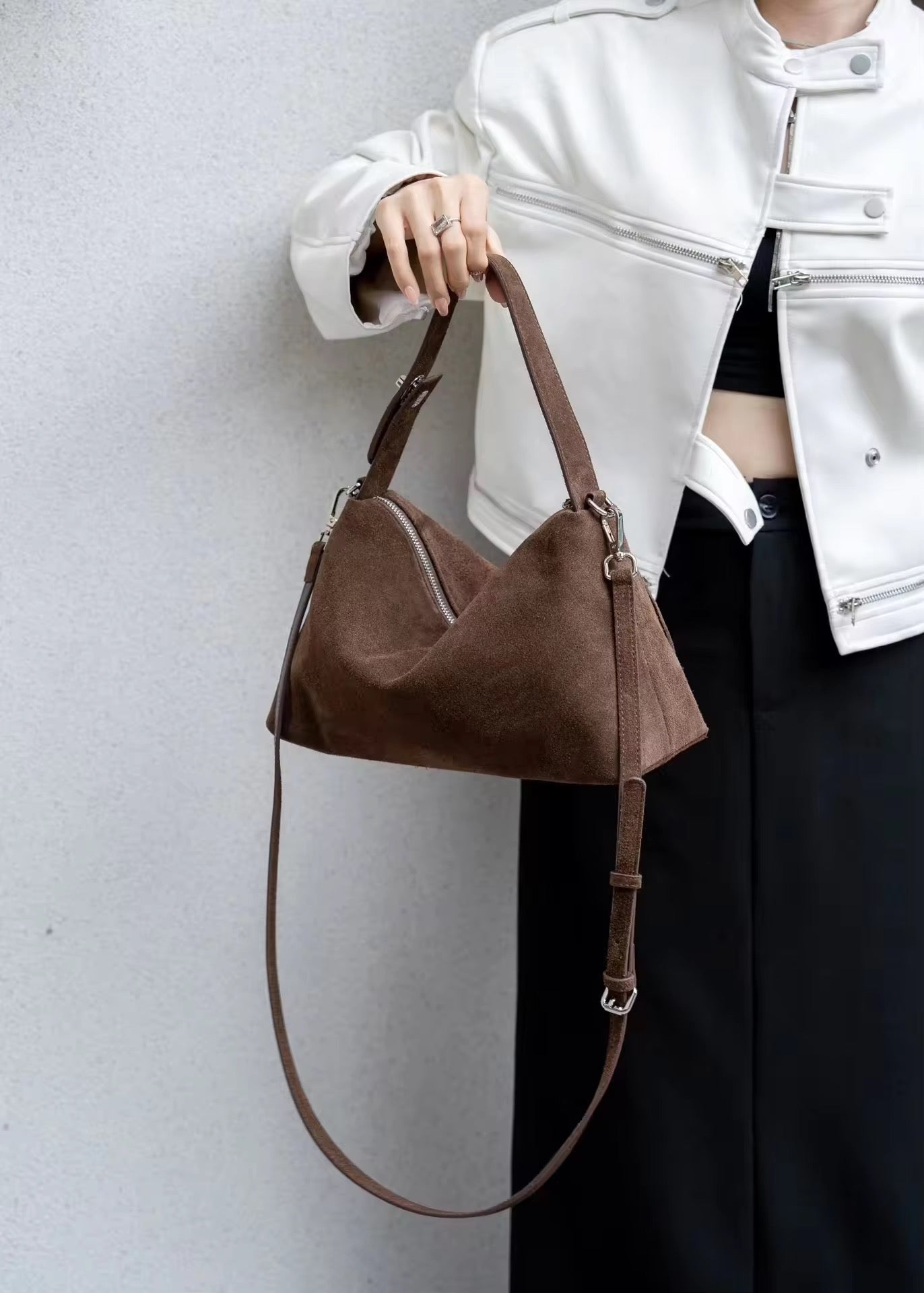 Trendy Women's Bag Made of Genuine Suede – Stylish and Sophisticated