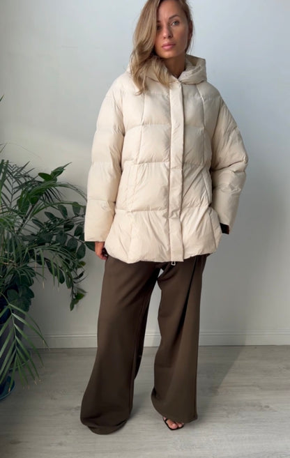 Women's Plus Size Duck Down Hooded Jacket - Ultimate Warmth & Style