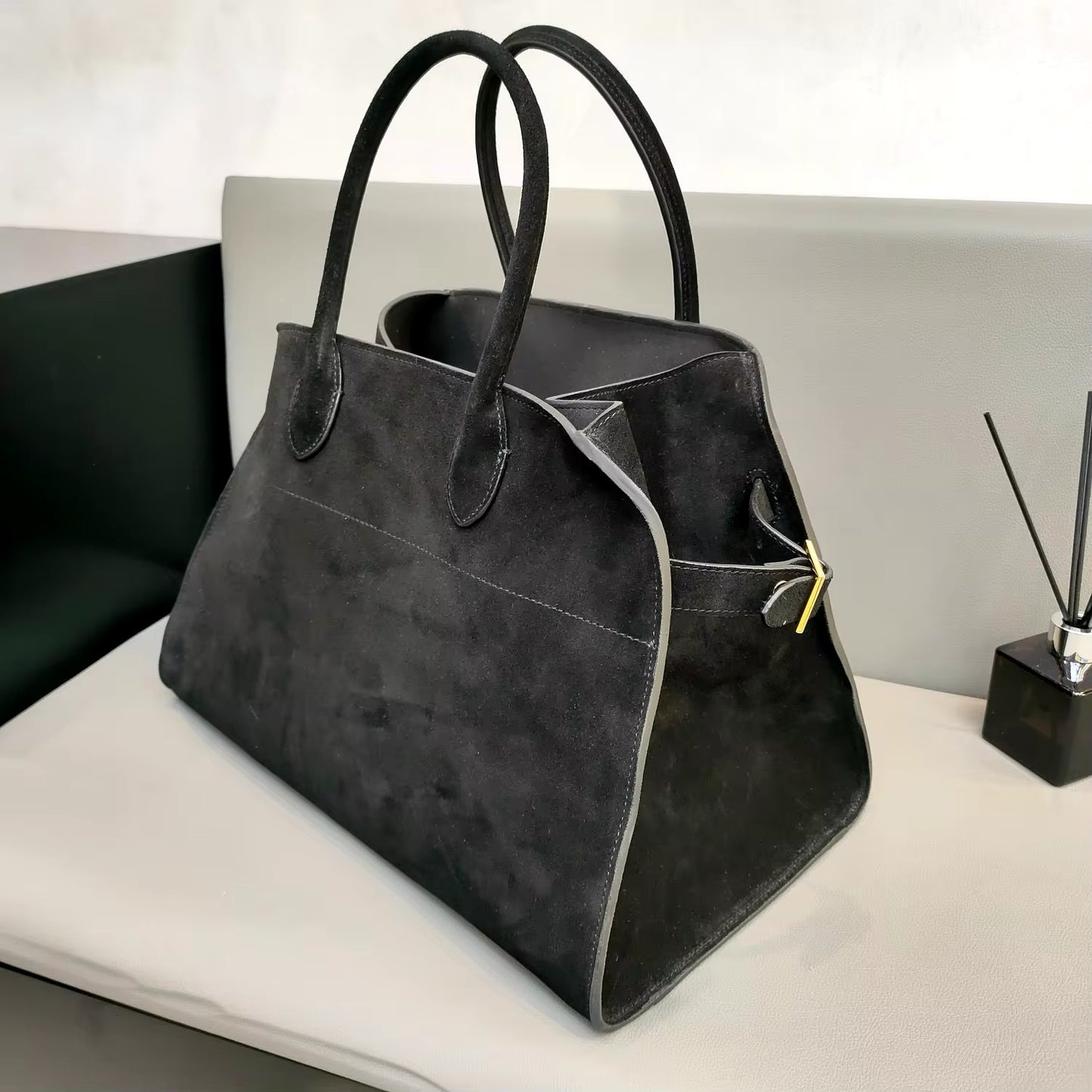 Trendy Women's Bag Made of Genuine Suede – Elevate Your Style