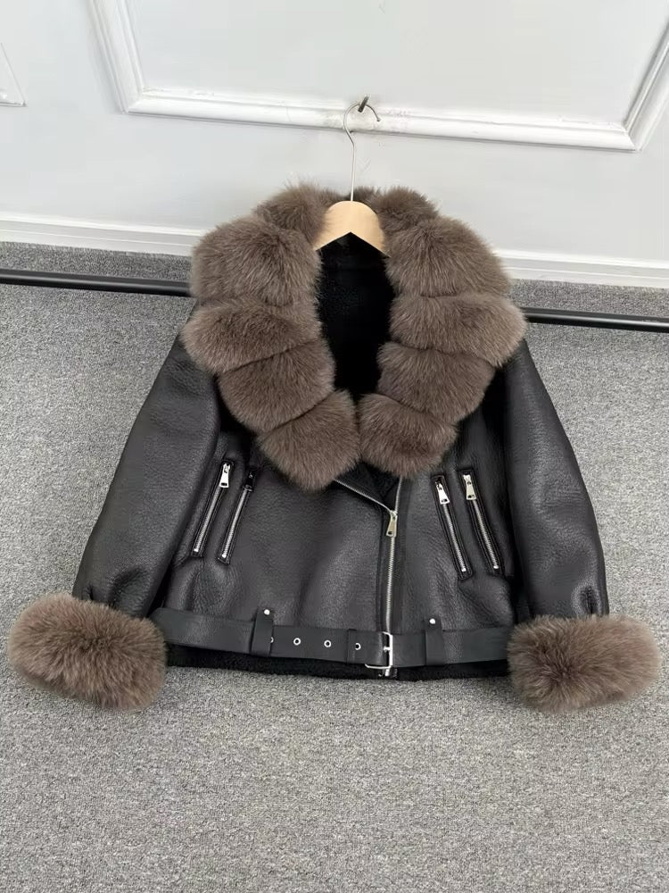 Luxurious Women's Eco-Leather Sheepskin Coat with Natural Fur