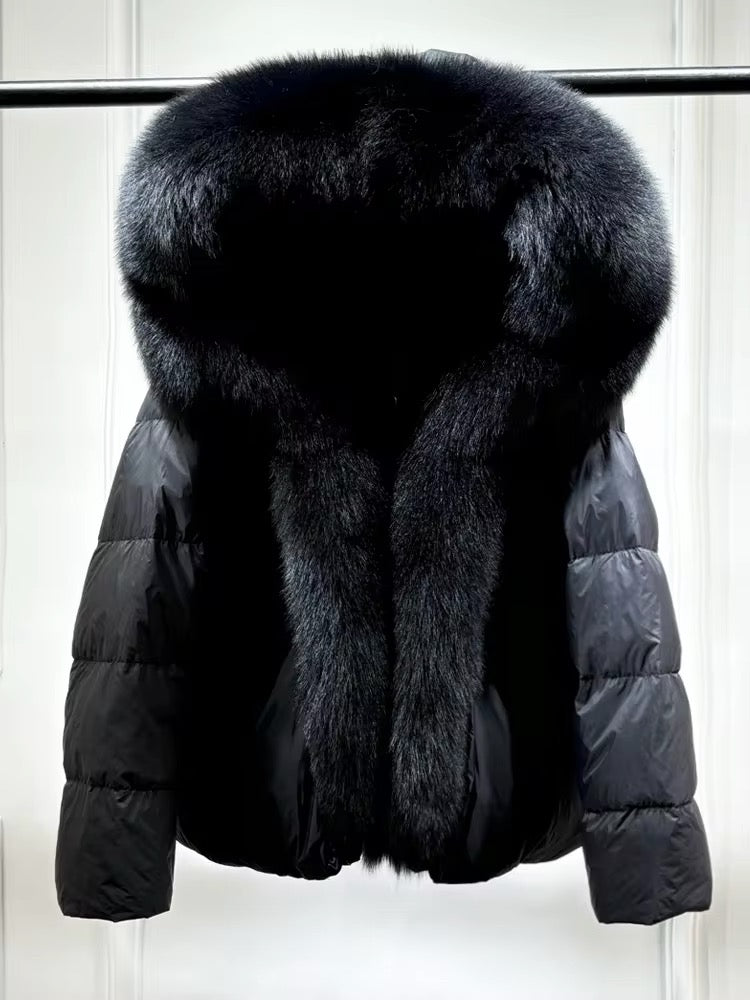 Luxe Warmth: Women's Duck Down Jacket with Natural Fur - Stylish Winter Comfort