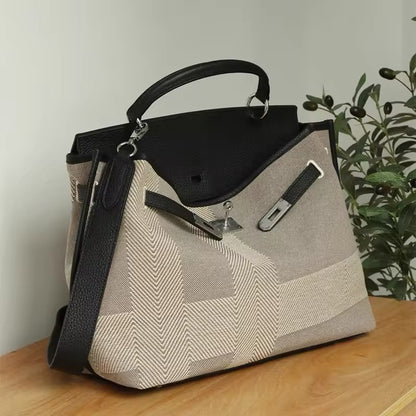 Trendy Women's Handmade Leather Bag – Style Meets Craftsmanship