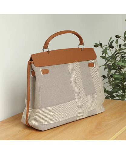 Trendy Women's Handmade Leather Bag – Style Meets Craftsmanship