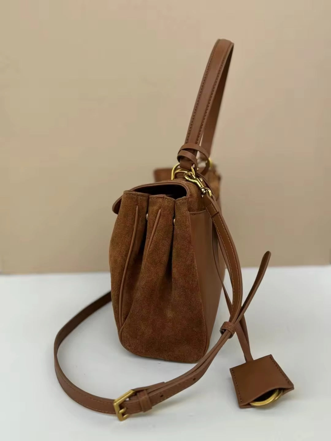 Handmade Genuine Leather Women's Handbag – This Year's Must-Have Trend