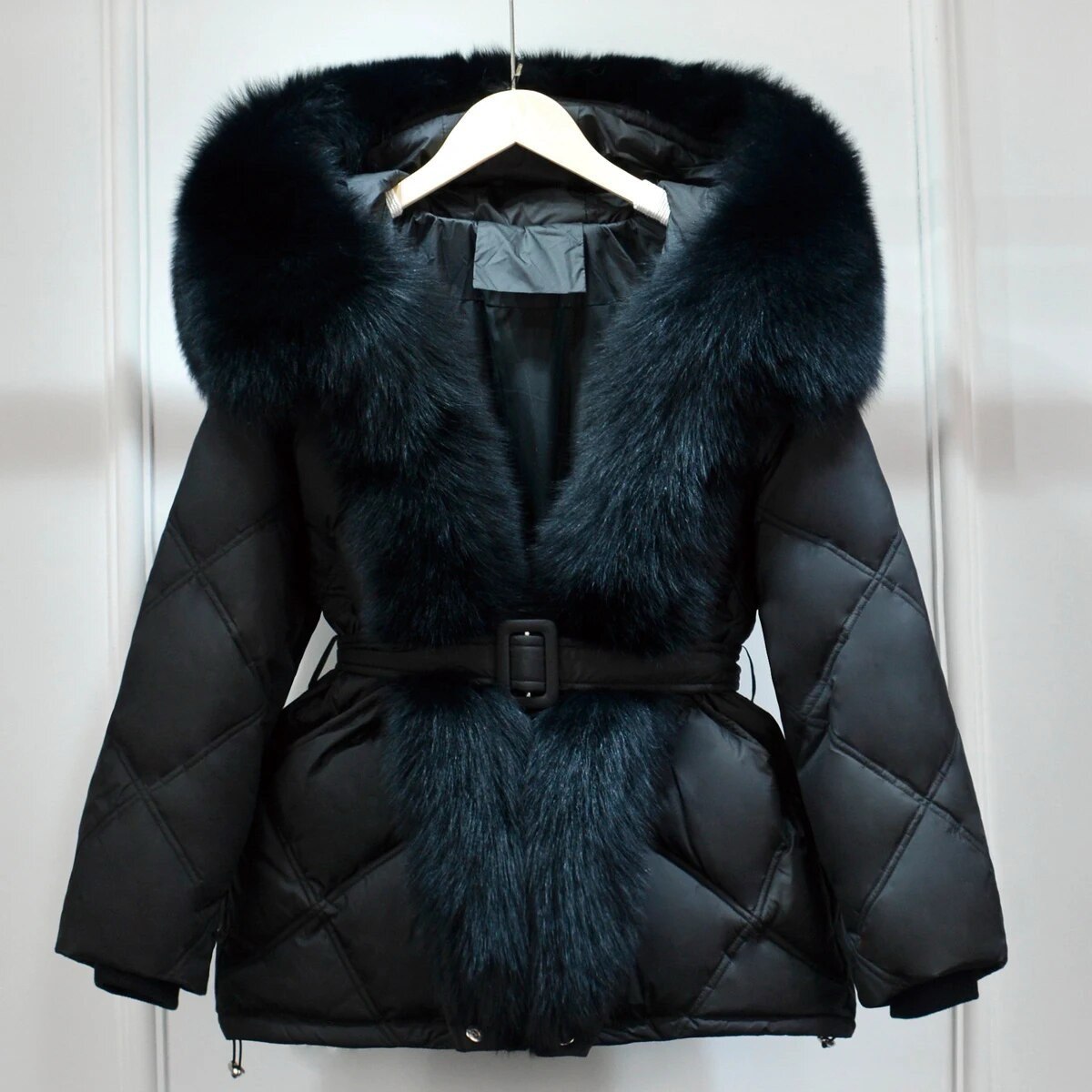 Luxe Warmth: Women's Duck Down Jacket with Natural Fur - Stylish Winter Comfort