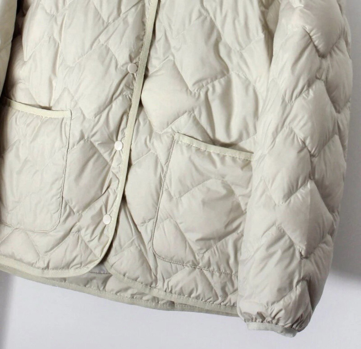 Get Ready for Spring: Women's Down Jackets Now Available!