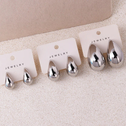 Stylish Women's Drop Earrings: Elevate your look with our elegant drop-shaped earrings.