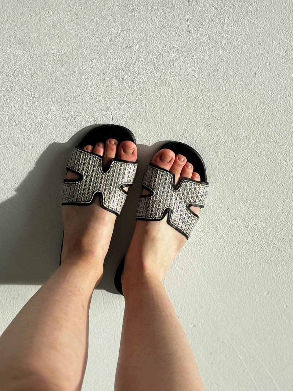 Flip-Flops aus echtem Leder für Damen – Hergestellt für Komfort und Stil