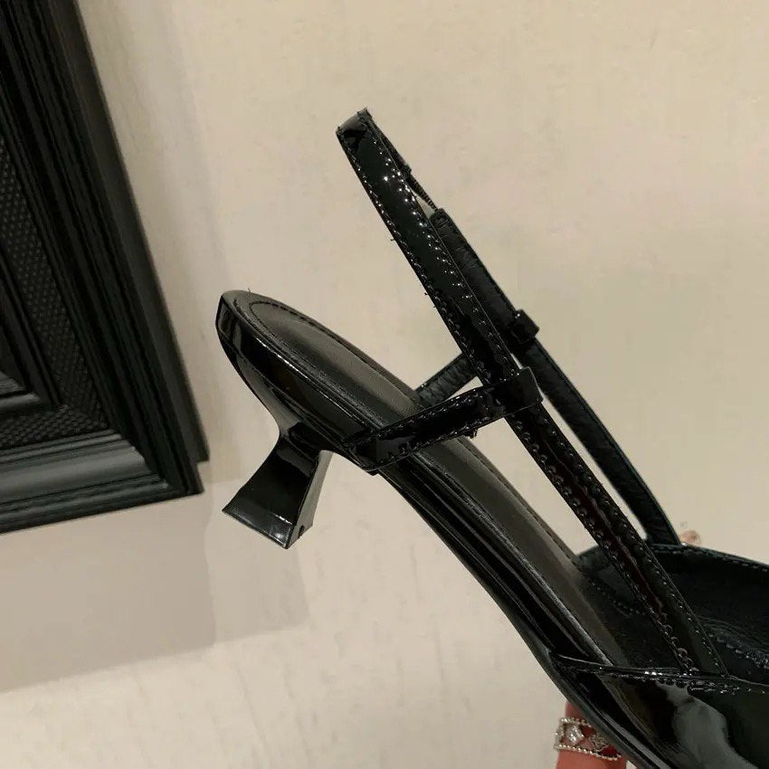 Von Handwerkern gefertigt: Slingback-Kollektion aus echtem Leder für Damen