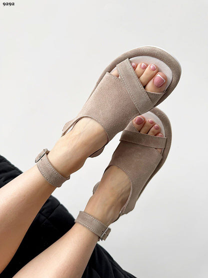 Handgefertigte Sandalen aus echtem Leder für Damen